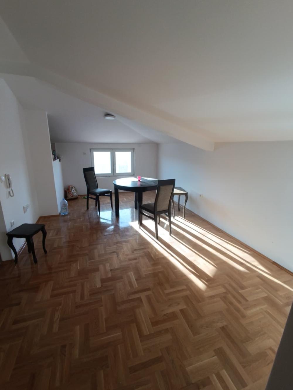 Slika 0 - U blizini Pravnog fakulteta, Dvoiposoban stan na prodaju, 54.13m2, 89.595€